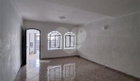 Sobrado à venda com 2 quartos em Santana, São Paulo, SP