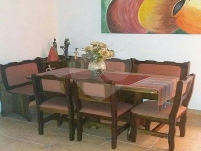Sobrado à venda ou para alugar com 4 quartos, sendo 1 suíte,  em Santana, São Paulo, SP