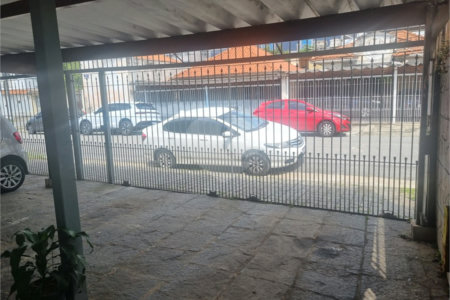 Casa Térrea à venda com 4 quartos em Vila Nivi, São Paulo, SP