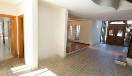 Casa à venda com 4 suítes no condomínio Jardim das Azaléias, São Paulo - SP