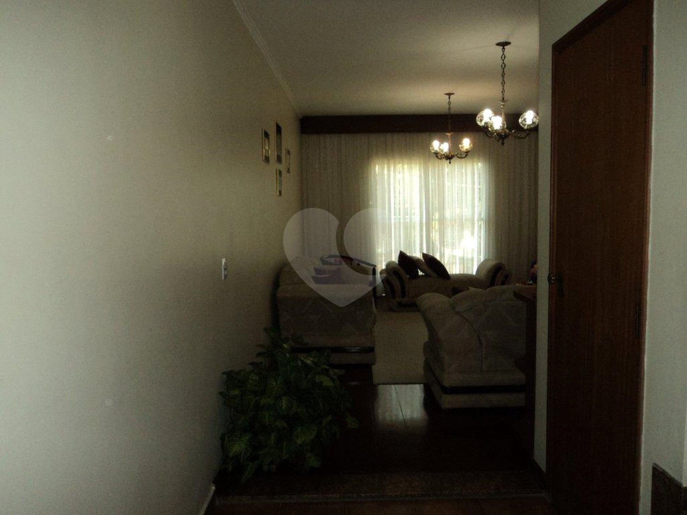 Casa à venda com 3 quartos, sendo 1 suíte, em Jardim Cláudia, São Paulo, SP