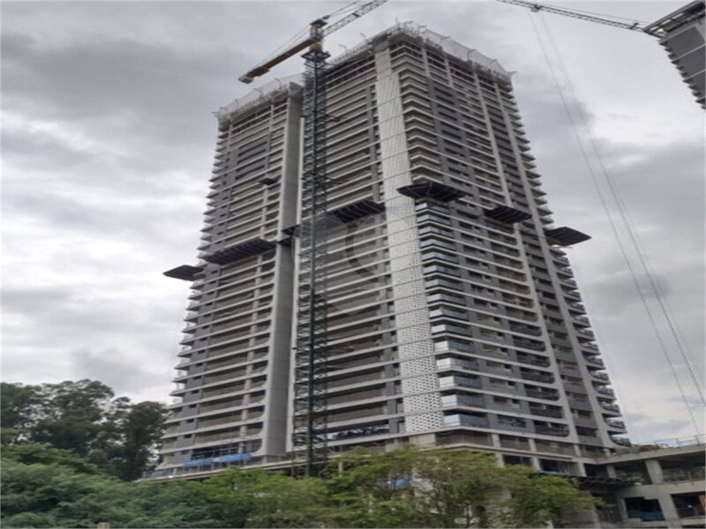 Apartamento à venda com 4 suítes em Jardim Morumbi, São Paulo, SP