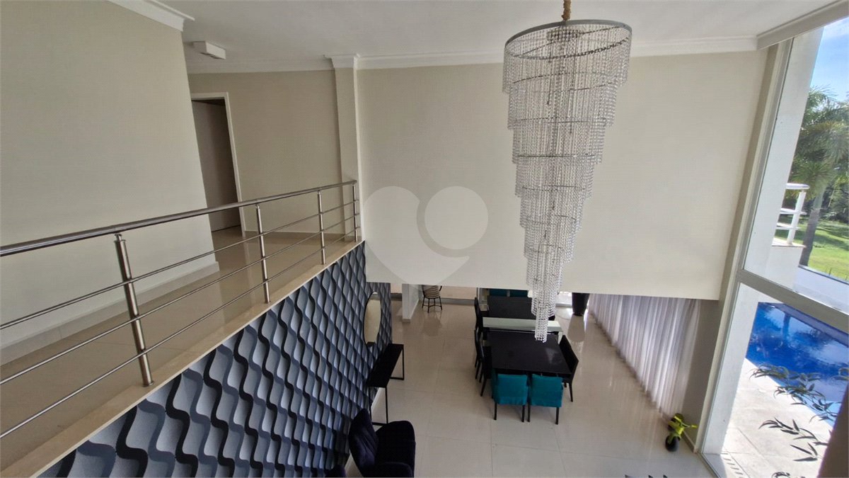 Casa à venda ou para alugar com 5 quartos, sendo 4 suítes, no condomínio Shamballa II, Atibaia - SP