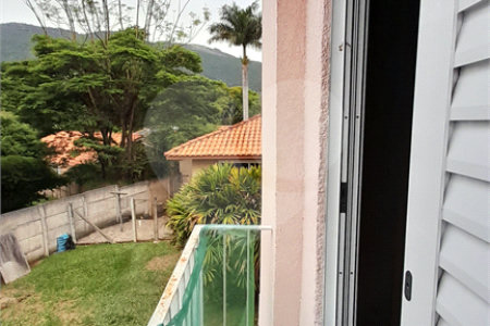 Casa à venda com 3 quartos, sendo 1 suíte,  em Retiro das Fontes, Atibaia, SP
