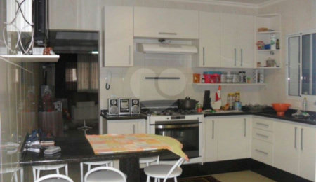 Casa à venda com 3 quartos, sendo 1 suíte, em Jardim Brasil (zona Norte), São Paulo, SP