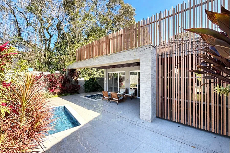 Casa à venda com 4 suítes em Riviera de São Lourenço, Bertioga, SP