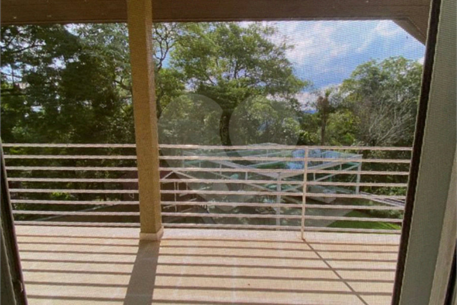 Casa à venda com 3 suítes no condomínio Parque Itatiaia, Mairiporã - SP