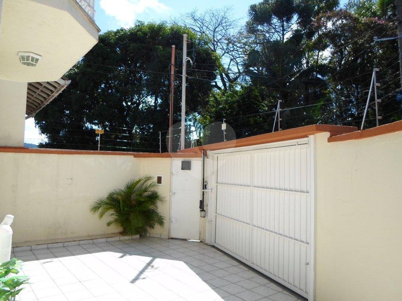 Sobrado à venda com 4 quartos, sendo 1 suíte, em Jardim Virginia Bianca, São Paulo, SP