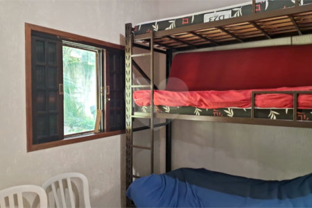 Chácara à venda com 4 quartos, sendo 1 suíte, em Taiaçupeba, Mogi das Cruzes, SP