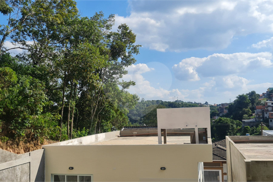Casa à venda com 3 quartos, sendo 1 suíte, no condomínio Estancia da Serra / Residencial Nova Mairipora, Mairiporã - SP