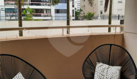 Apartamento à venda com 2 quartos, sendo 1 suíte,  em Pinheiros, São Paulo, SP