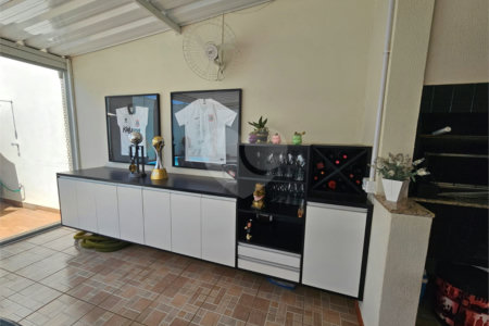 Casa à venda com 4 quartos, sendo 2 suítes,  no condomínio Jd Portugal, Sorocaba - SP