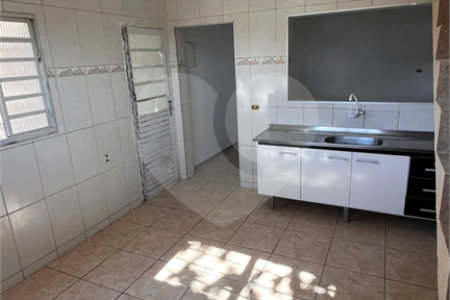 Sobrado à venda com 3 quartos, sendo 1 suíte, em Jardim Dois Corações, Sorocaba, SP