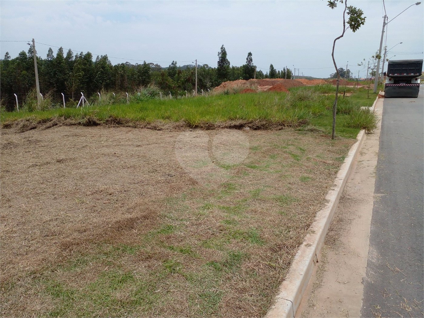 Terreno à venda no condomínio Vivalegro Votorantim, Votorantim - SP