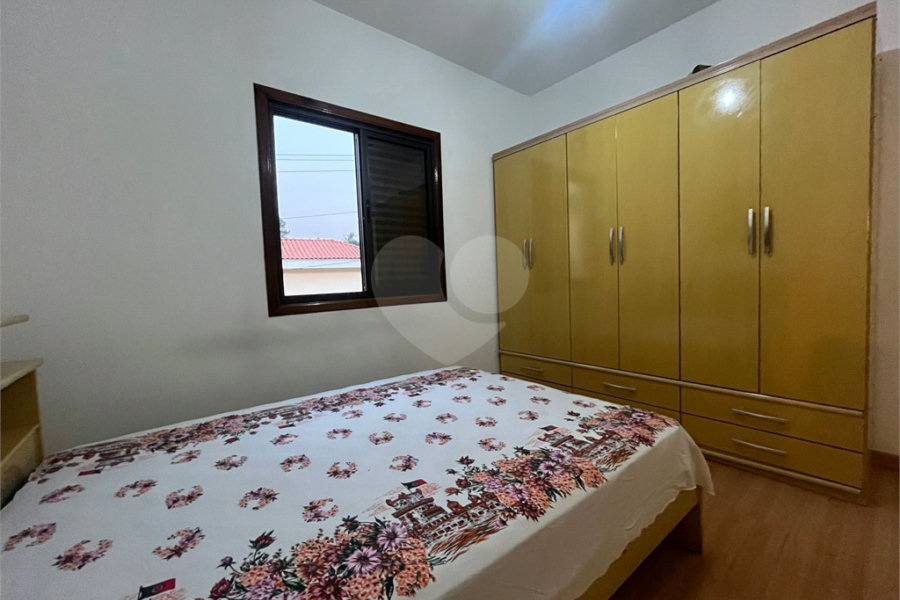 Sobrado à venda com 3 quartos, sendo 1 suíte, em Vila Irmãos Arnoni, São Paulo, SP