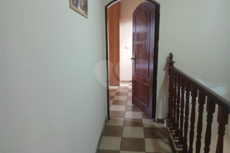 Casa à venda com 4 quartos, sendo 1 suíte, em Jardim Rosa de Franca, Guarulhos, SP