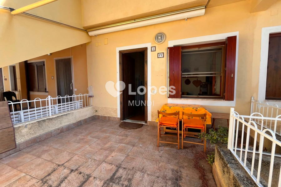 Apartamento com 2 quartos à venda em Torremezzo di Falconara, Calábria, Itália – Vista para o mar