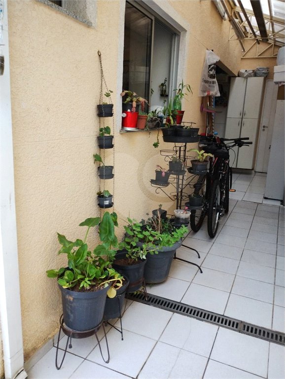 Sobrado à venda com 3 quartos, sendo 1 suíte,  em Vila Oliveira, Mogi das Cruzes, SP