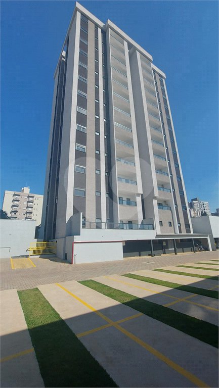 Apartamento à venda com 3 quartos, sendo 1 suíte, em Jardim Refúgio, Sorocaba, SP