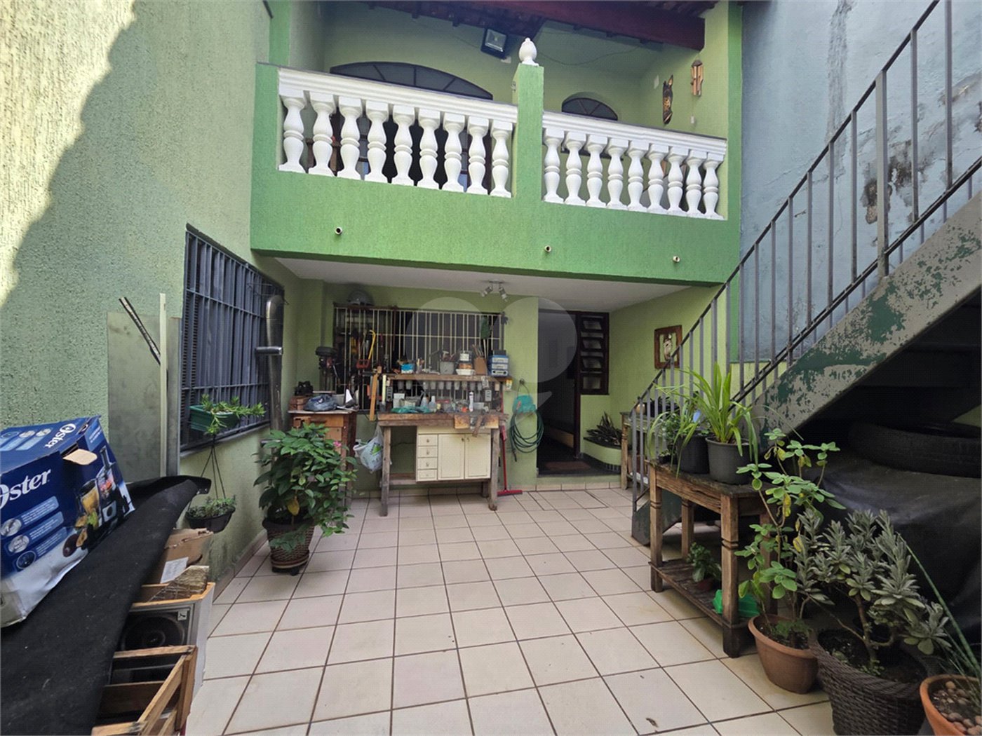Casa à venda com 4 quartos, sendo 1 suíte, em Vila Paulo Silas, São Paulo, SP