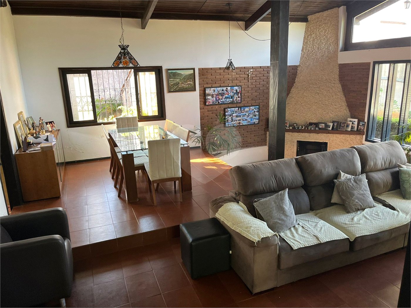 Casa Térrea à venda com 4 quartos, sendo 2 suítes, em Jardim Paulista, Atibaia, SP