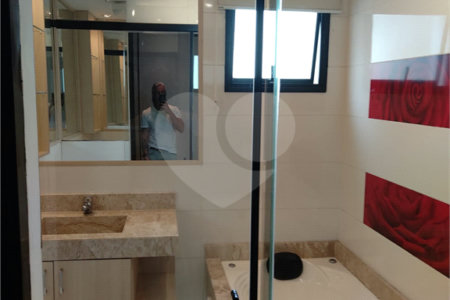 Apartamento para alugar com 2 quartos, sendo 1 suíte, em Vila Olímpia, São Paulo, SP