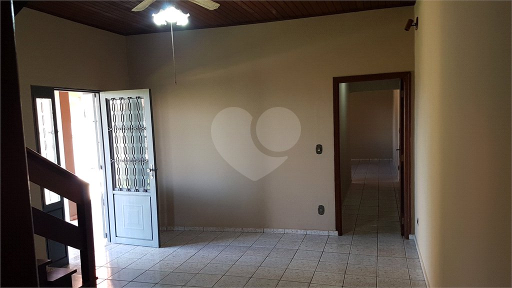 Chácara à venda com 3 quartos, sendo 2 suítes, em Capela, Vinhedo, SP