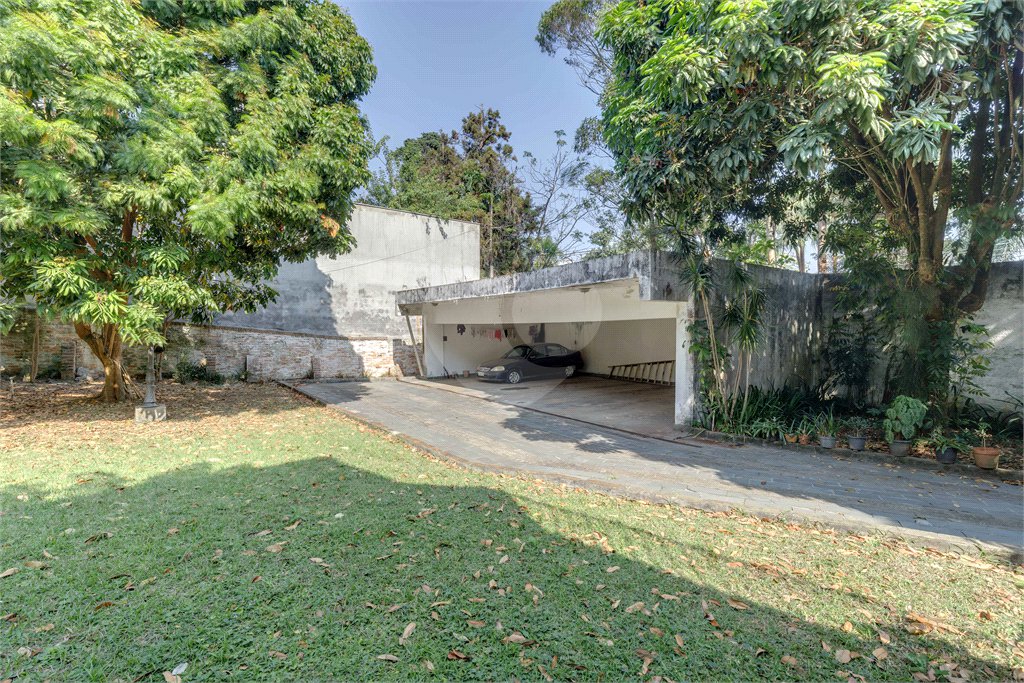 Casa à venda com 4 suítes no condomínio Chácara Flora, São Paulo - SP