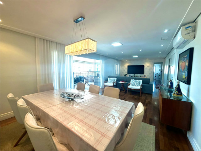Apartamento à venda com 3 suítes em Jardim Marajoara, São Paulo, SP