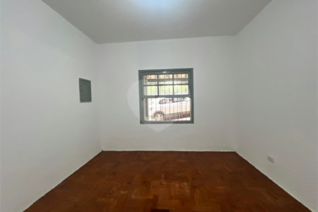 Casa à venda com 2 quartos em Jardim Pirajussara, São Paulo, SP