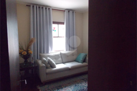 Casa à venda com 4 quartos, sendo 2 suítes, em Jardins, Bragança Paulista, SP