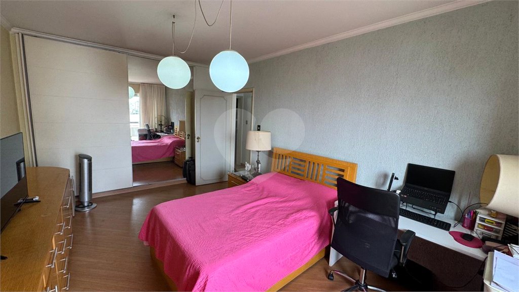 Apartamento à venda com 3 quartos, sendo 1 suíte, em Consolação, São Paulo, SP