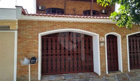 Casa à venda com 6 quartos, sendo 2 suítes,  em Jardim Leocádia, Sorocaba, SP