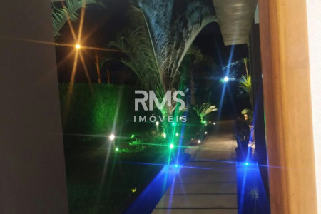 Casa à venda ou para alugar com 3 quartos, sendo 1 suíte,  no condomínio Terras de Mont Serrat, Salto - SP