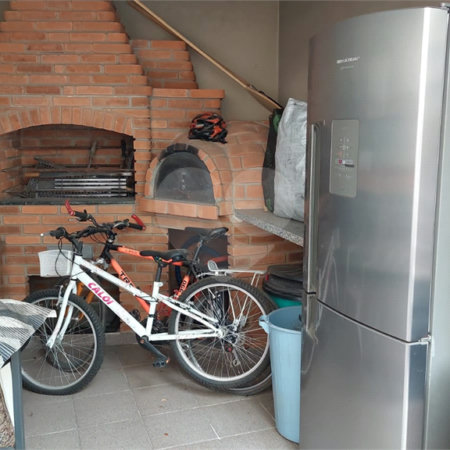 Casa à venda com 7 quartos, sendo 2 suítes, em Jardim Londrina, São Paulo, SP
