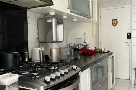 Apartamento à venda com 2 quartos, sendo 1 suíte, em Vila Andrade, São Paulo, SP