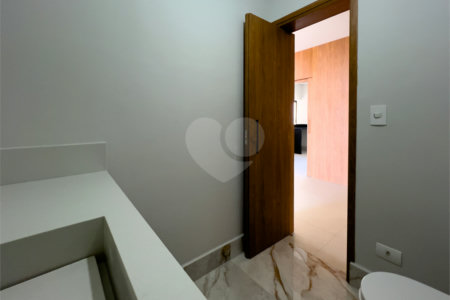 Casa à venda com 3 suítes em Jardim Paulista, Atibaia, SP