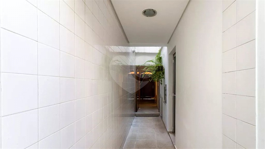 Casa à venda com 3 quartos, sendo 1 suíte, em Vila Olímpia, São Paulo, SP