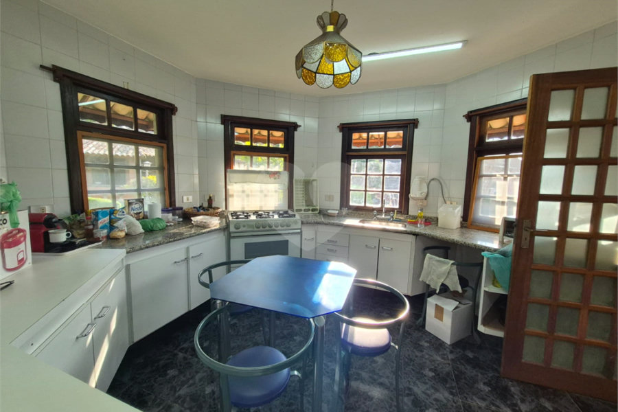 Casa à venda com 3 quartos, sendo 1 suíte, no condomínio Alpes da Cantareira, Mairiporã - SP