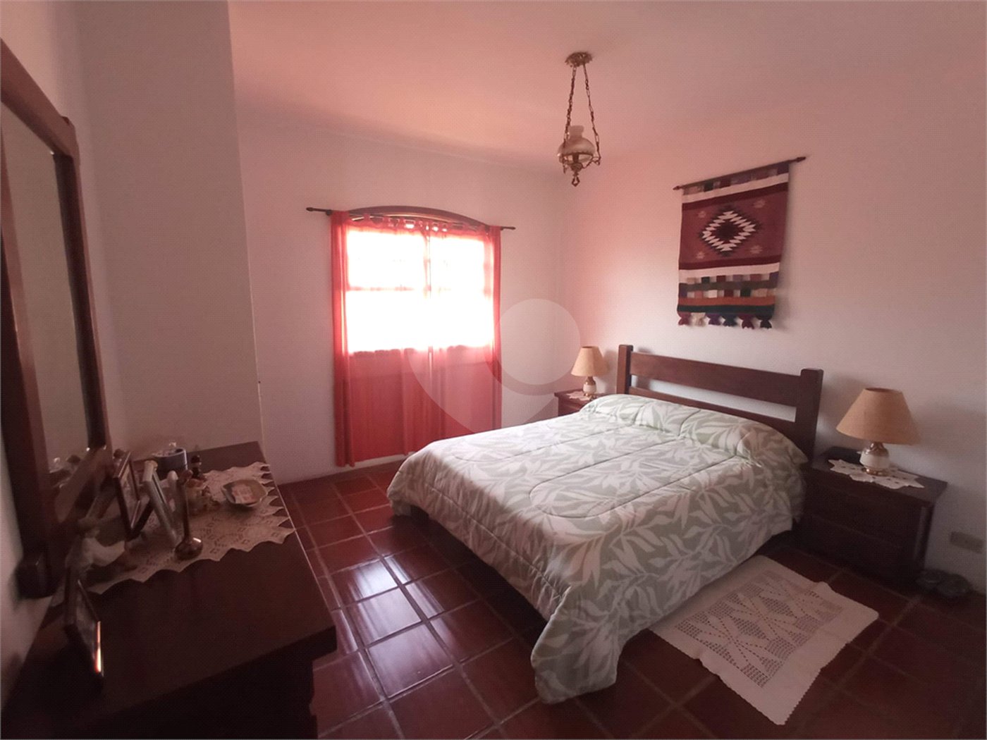 Casa à venda com 4 quartos, sendo 1 suíte, no condomínio Alpes da Cantareira, Mairiporã - SP