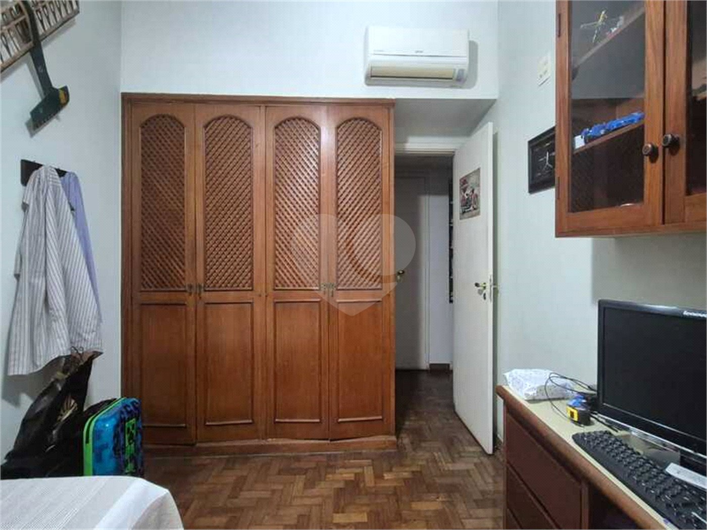 Apartamento à venda com 3 quartos, sendo 1 suíte, em Cosme Velho, Rio de Janeiro, RJ