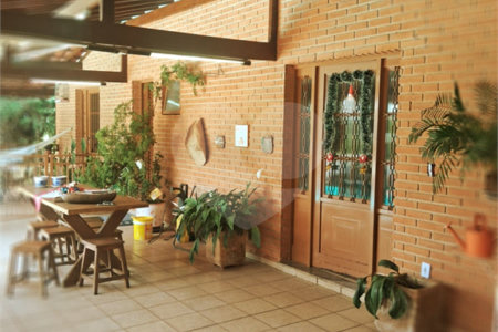 Casa à venda com 3 quartos, sendo 1 suíte, no condomínio Acmti - Colinas do Mosteiro, Terras de Itaici e Recanto dos Pássaros, Indaiatuba - SP