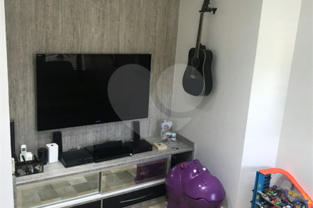 Sobrado à venda com 3 quartos, sendo 1 suíte, em Jardim Petrópolis, São Paulo, SP