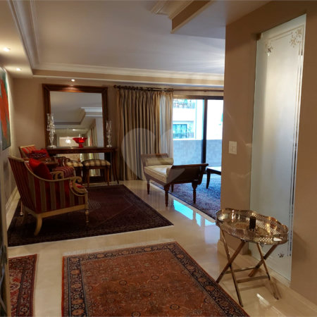 Apartamento à venda com 4 suítes em Moema, São Paulo, SP