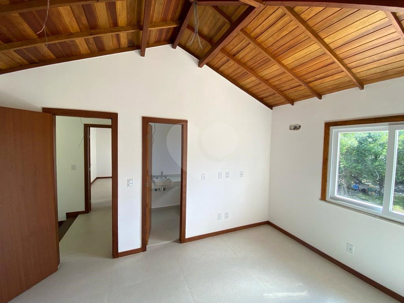 Casa em condomínio à venda com 4 suítes em Praia Rasa, Armação dos Búzios, RJ