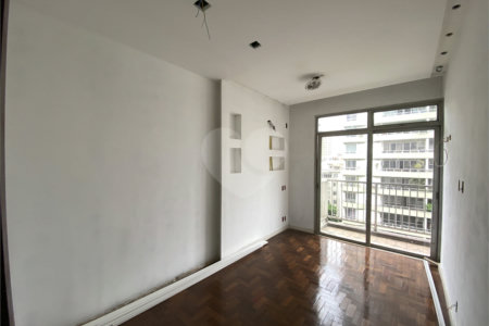Apartamento à venda com 4 quartos, sendo 1 suíte,  em Tijuca, Rio de Janeiro, RJ