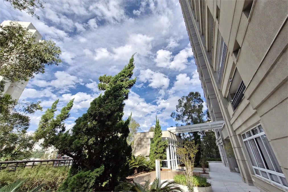 Apartamento à venda com 4 suítes em Vila Andrade, São Paulo, SP