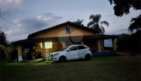 Chácara à venda com 4 quartos no Centro, Piracaia, SP
