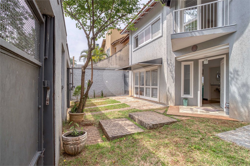 Sobrado à venda com 4 suítes em Alto da Boa Vista, São Paulo, SP