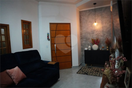 Casa à venda com 3 quartos, sendo 1 suíte, em Planalto Verde, Ribeirão Preto, SP